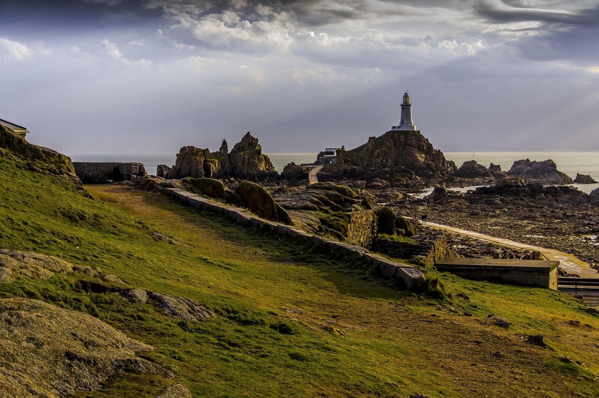 jersey, lighthouse, scenic, seaside, bay, island, landscape, rock, architecture, coast, landmark, travel